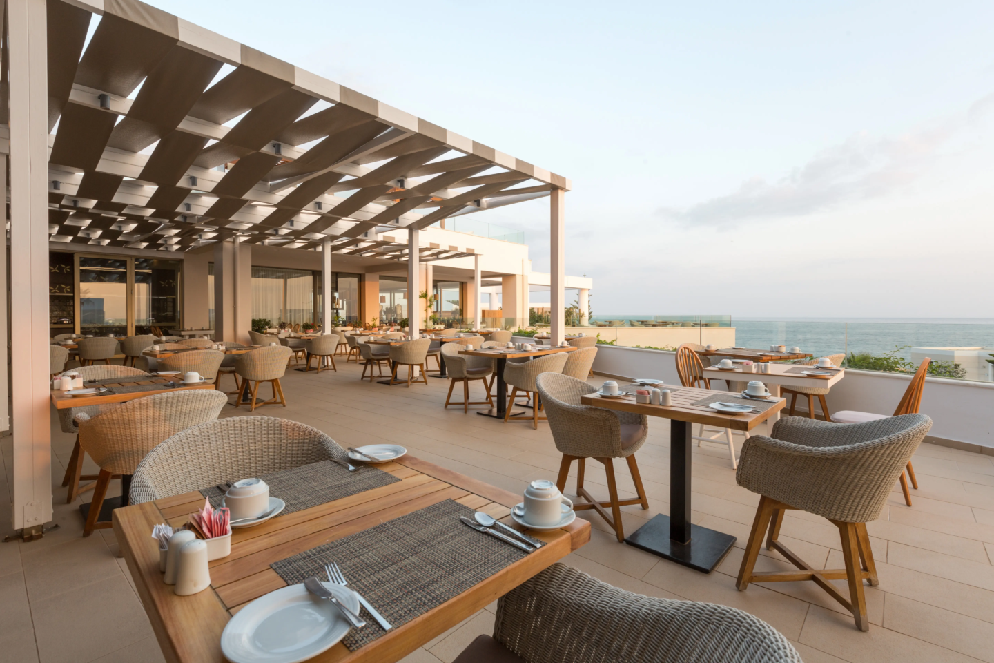terrasse en vacances sous le soleil