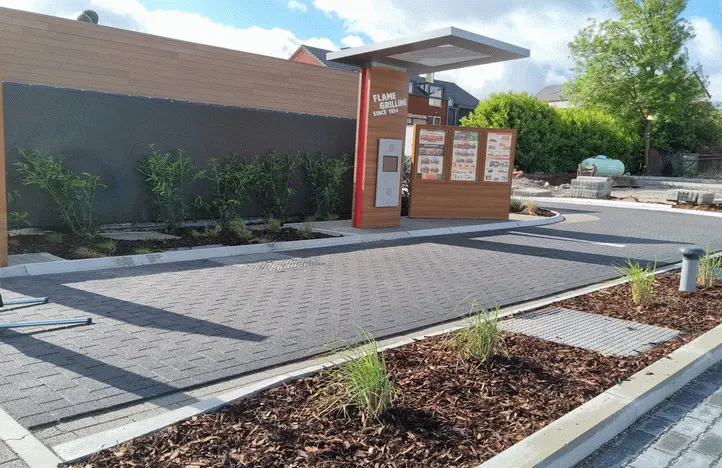 chantier et driving du burger king