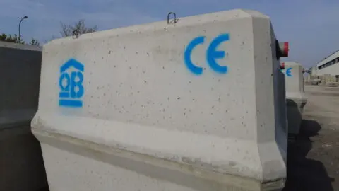 une microstation oxyfix® avec le marquage CE et QB (qualité du bâtiment)