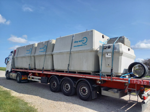 camion avec chargement de cuves oxyfix ®