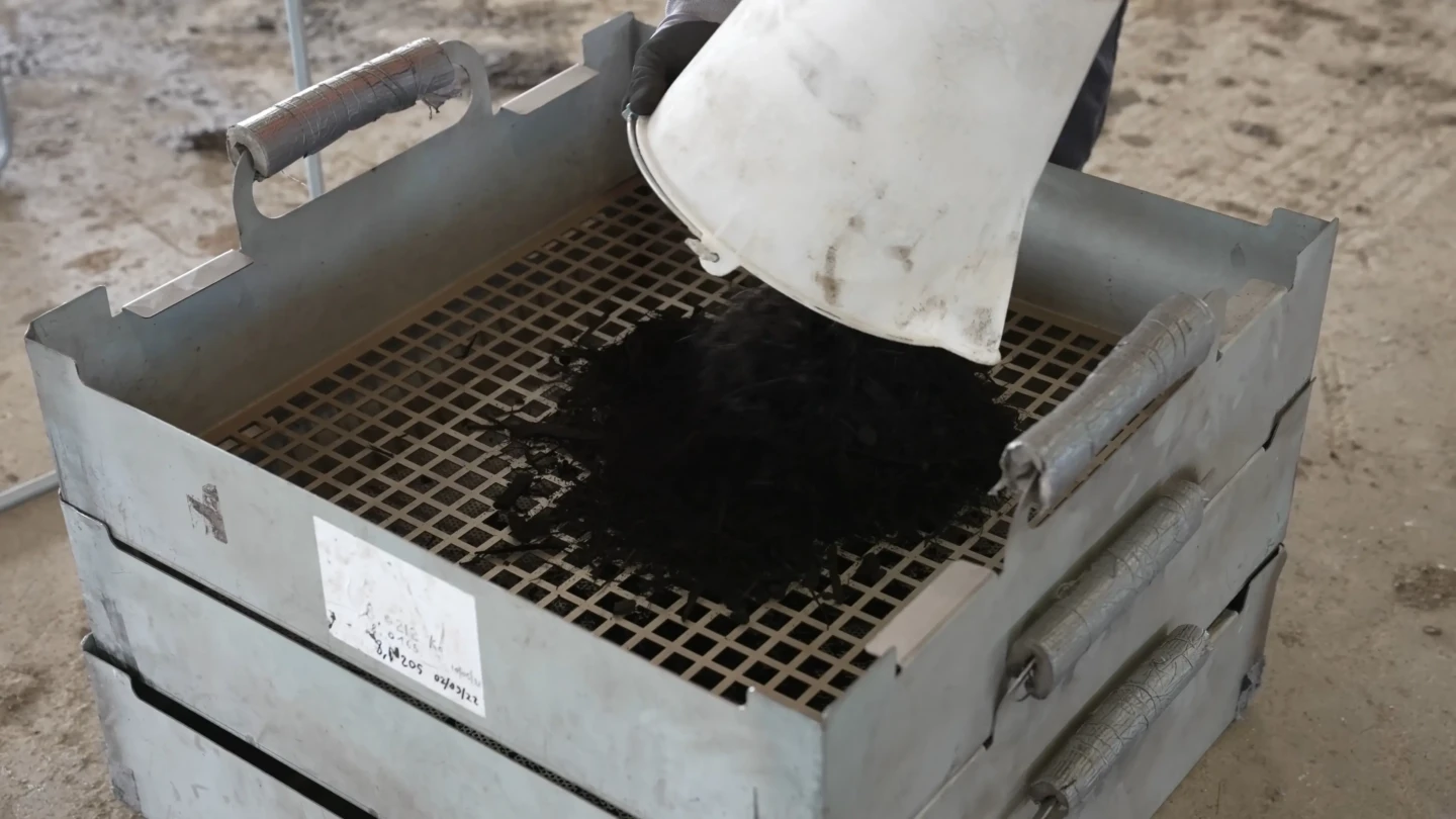 Vérification de la granulométrie des fibres de xylit utilisées dans les filtres compacts x-perco®